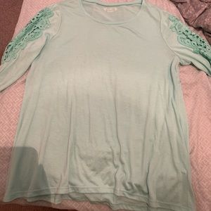 Teal quarter length sleeve dress shirt